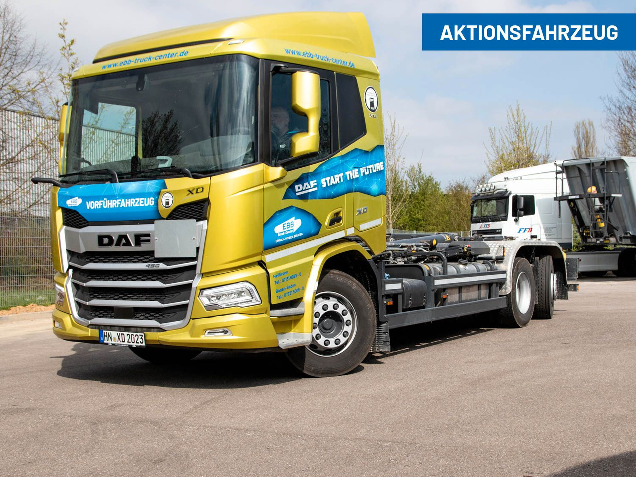 DAF FAN XD 450 SL Meiller Abrollkipper DAF FAN XD 450 SL Meiller Abrollkipper - Camión multibasculante: foto 1 DAF FAN XD 450 SL Meiller Abrollkipper DAF FAN XD 450 SL Meiller Abrollkipper - Camión multibasculante: foto 1