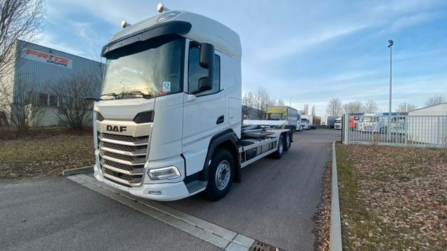 DAF XF 480 FAN Abroller VDL DAF XF 480 FAN Abroller VDL - Camión multibasculante: foto 4 DAF XF 480 FAN Abroller VDL DAF XF 480 FAN Abroller VDL - Camión multibasculante: foto 4