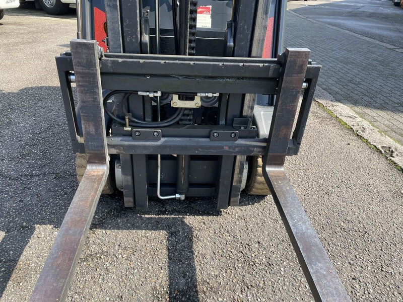 Linde H 14 EVO H 14 EVO 2017 mast 620 cm !!! - Carretilla elevadora: foto 3 Linde H 14 EVO H 14 EVO 2017 mast 620 cm !!! - Carretilla elevadora: foto 3