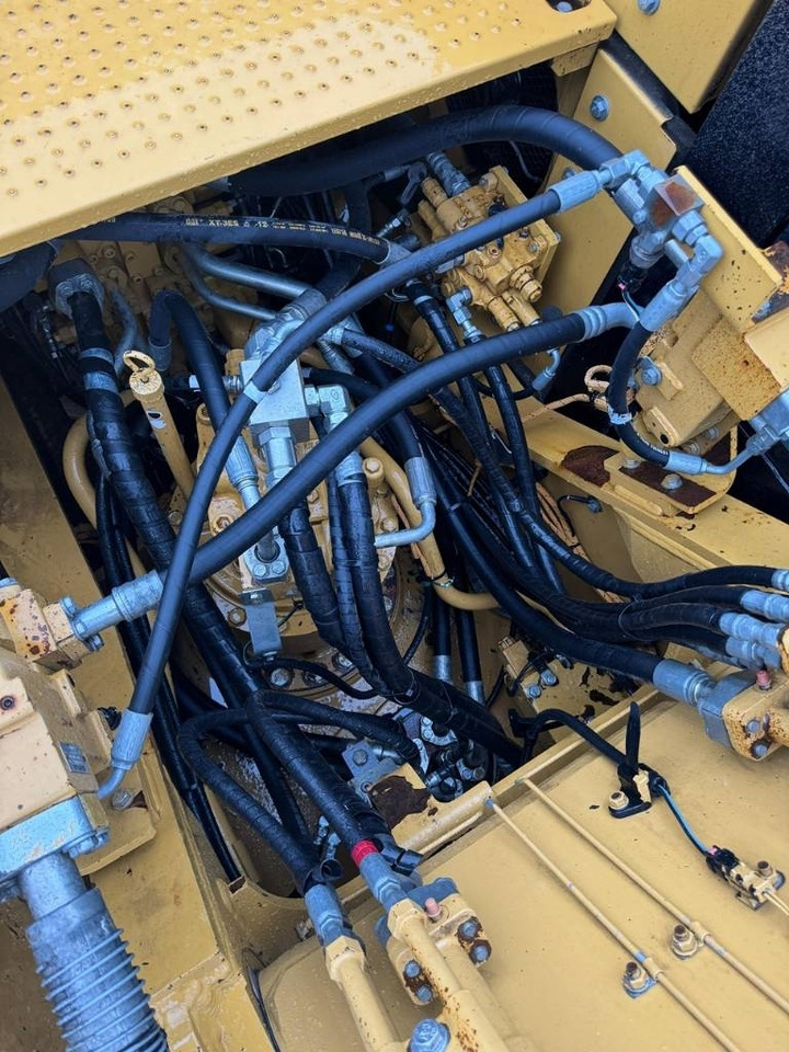 Excavadora de cadenas CAT 324 EL: foto 9 Excavadora de cadenas CAT 324 EL: foto 9