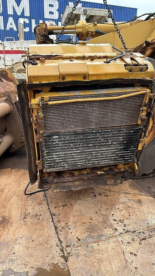 CAT 950g radiator - Radiador para Maquinaria de construcción: foto 3 CAT 950g radiator - Radiador para Maquinaria de construcción: foto 3