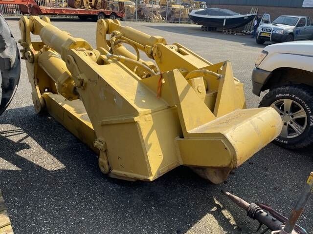 CAT D 8 R Ripper CAT D 8 R Ripper - Escarificador para Maquinaria de construcción: foto 3 CAT D 8 R Ripper CAT D 8 R Ripper - Escarificador para Maquinaria de construcción: foto 3