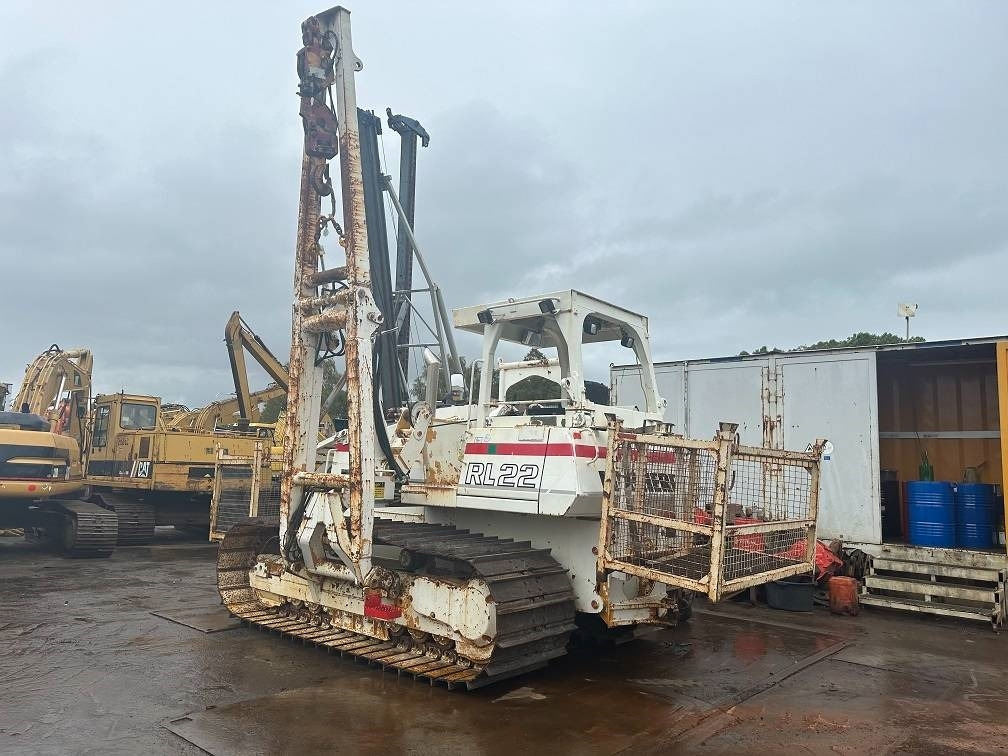 Liebherr RL 22 B  - Colocador de tubos: foto 3 Liebherr RL 22 B  - Colocador de tubos: foto 3
