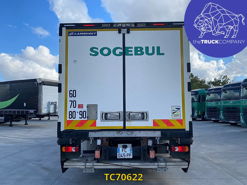 Renault D 320 - Camión caja cerrada: foto 3 Renault D 320 - Camión caja cerrada: foto 3