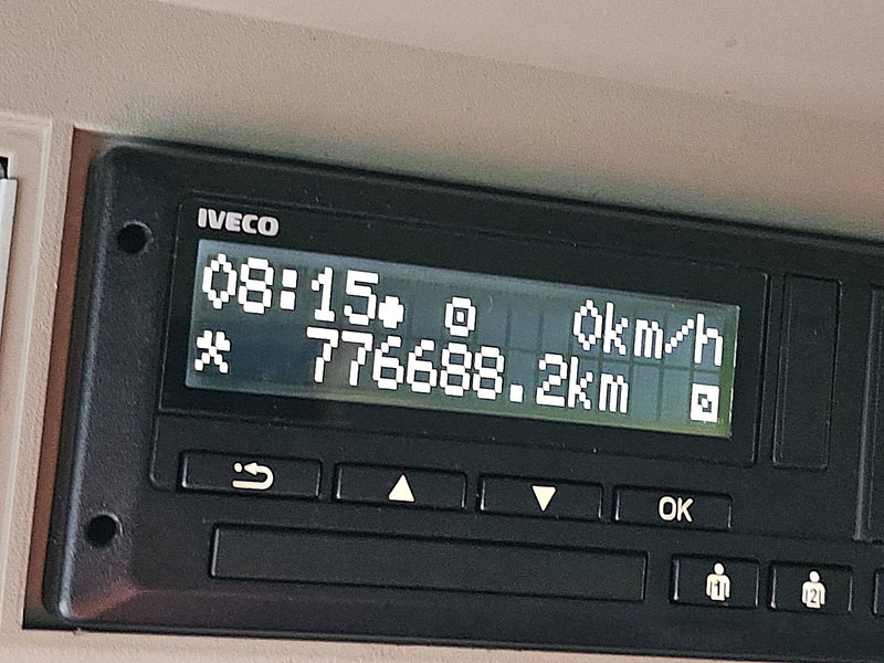 Cabeza tractora Iveco AS440S46 STRALIS LNG: foto 9