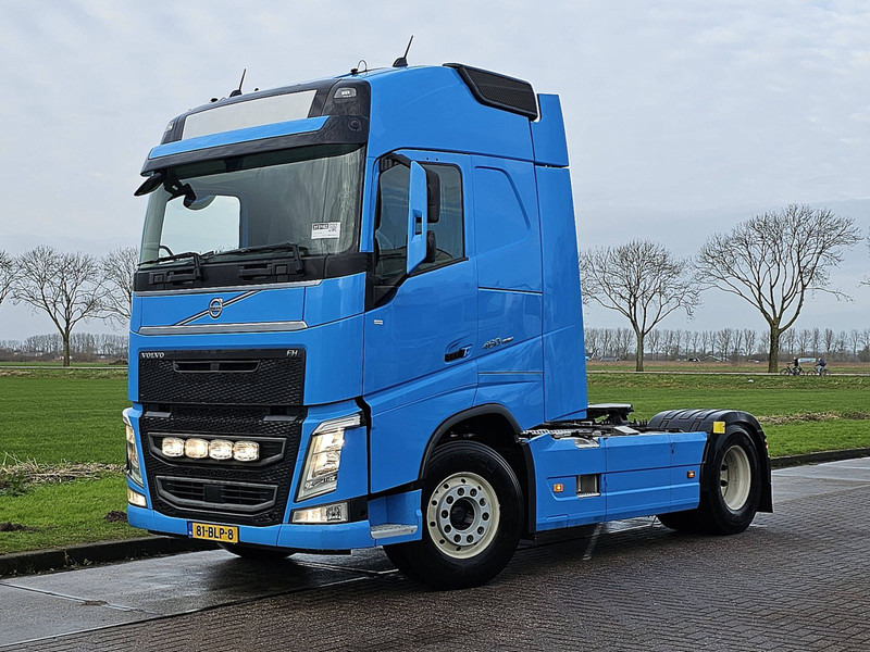 Volvo FH 460 PTO SKIRTS VEB+ - Cabeza tractora: foto 2 Volvo FH 460 PTO SKIRTS VEB+ - Cabeza tractora: foto 2
