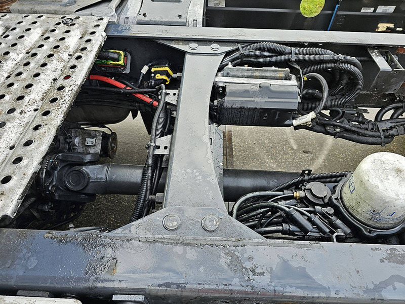 Cabeza tractora Volvo FH 460 PTO SKIRTS VEB+: foto 14 Cabeza tractora Volvo FH 460 PTO SKIRTS VEB+: foto 14