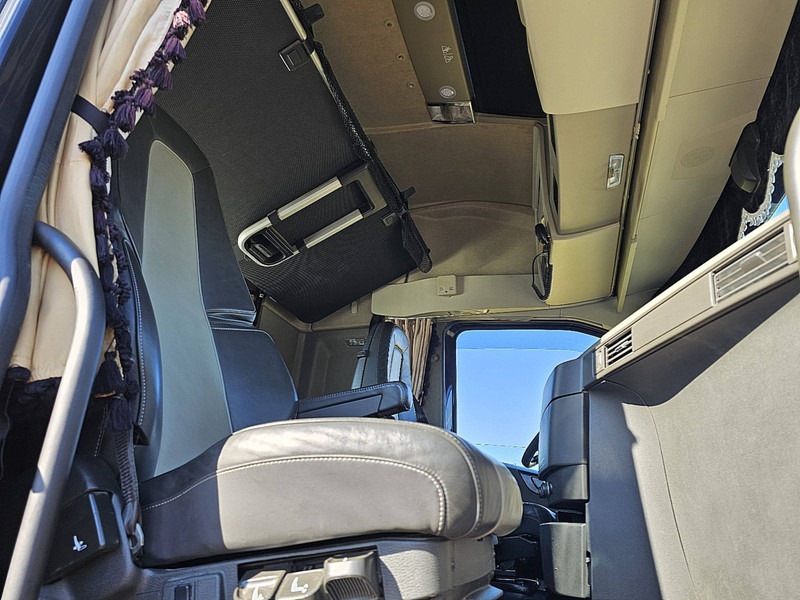 Cabeza tractora Volvo FH 540 6X2 ALCOA XENON SHOW: foto 7