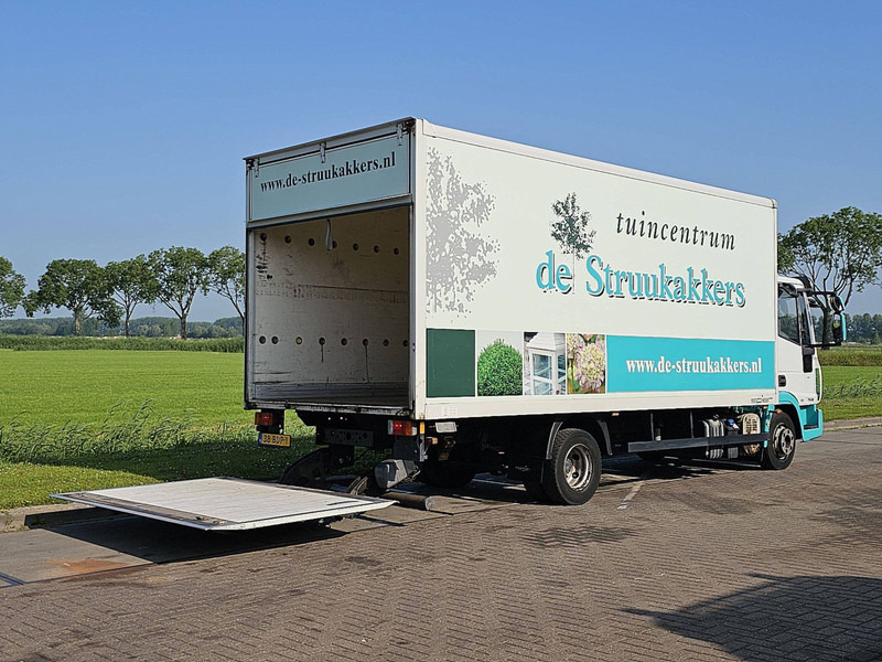 Iveco 75E18 EUROCARGO MANUAL LIFT 3 SEATS - Camión caja cerrada: foto 3 Iveco 75E18 EUROCARGO MANUAL LIFT 3 SEATS - Camión caja cerrada: foto 3