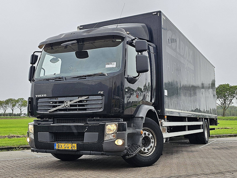 Volvo FE 250.18 - Camión caja cerrada: foto 1 Volvo FE 250.18 - Camión caja cerrada: foto 1