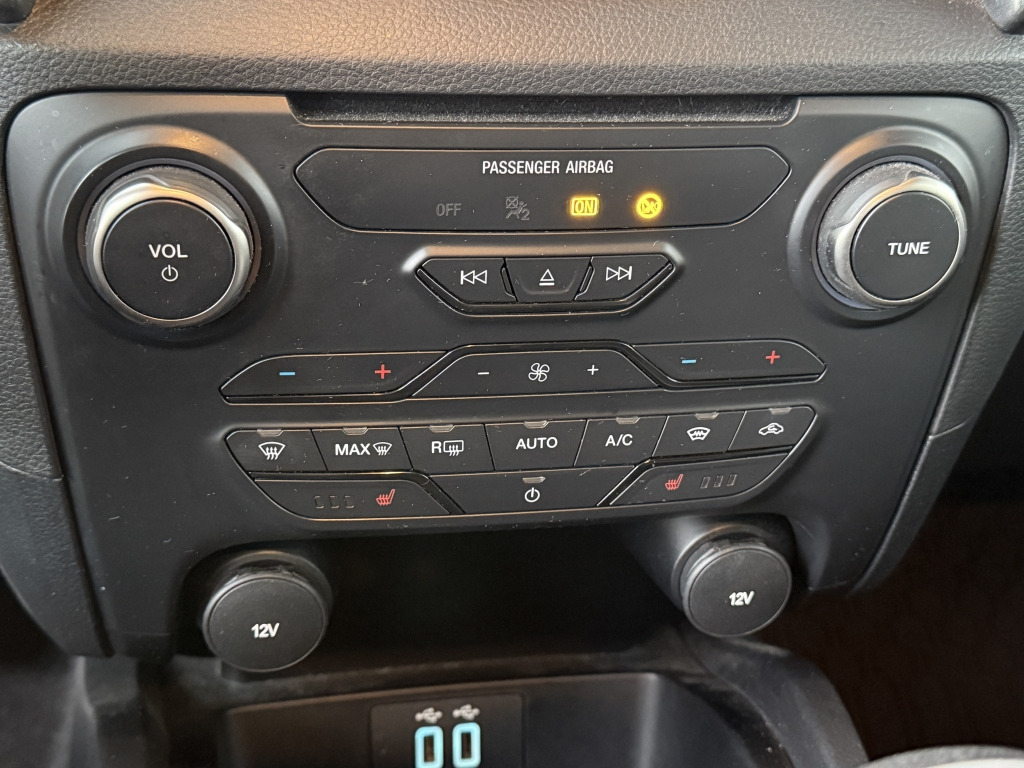 Ford Ranger 2.0L Ecoblue Raptor DoKa 4x4 Standheizung - Furgoneta caja abierta, Furgoneta combi: foto 3 Ford Ranger 2.0L Ecoblue Raptor DoKa 4x4 Standheizung - Furgoneta caja abierta, Furgoneta combi: foto 3