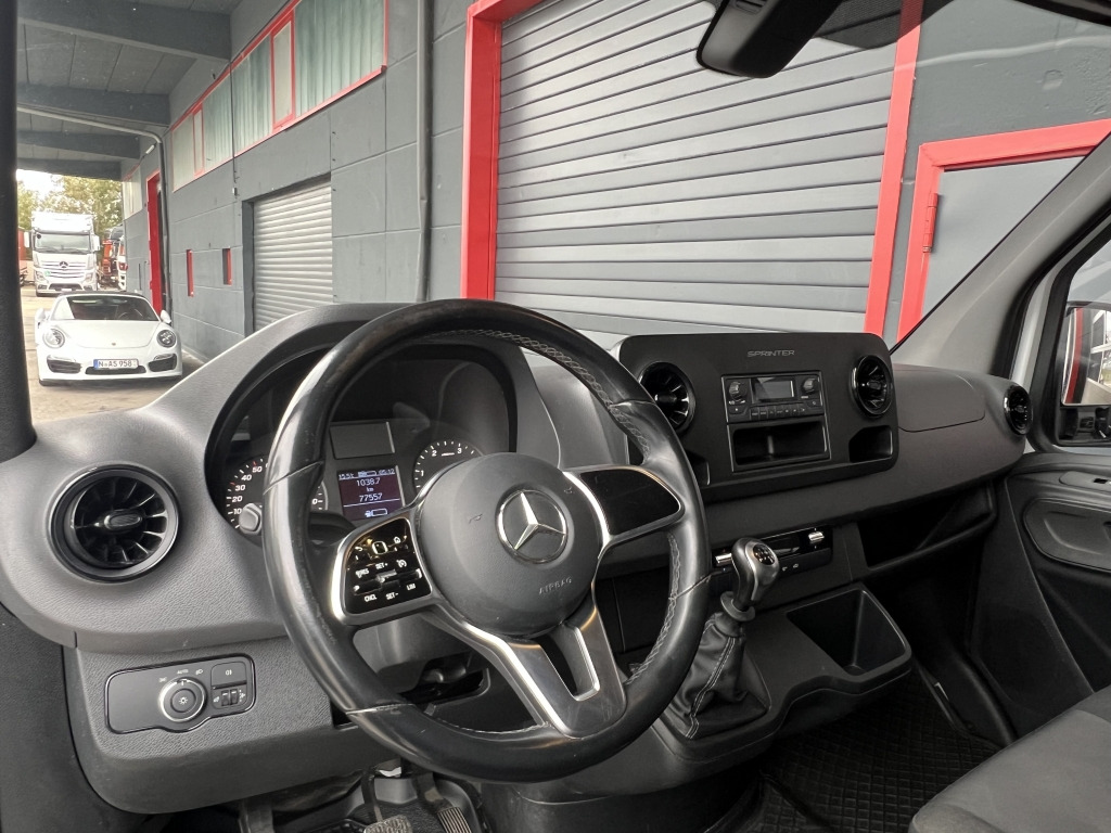 Furgón Mercedes-Benz Sprinter 315 CDI Klima Tempomat 3-Sitze 77.000km: foto 13 Furgón Mercedes-Benz Sprinter 315 CDI Klima Tempomat 3-Sitze 77.000km: foto 13