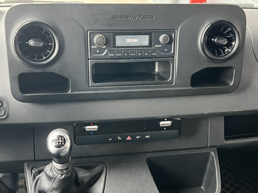 Furgón Mercedes-Benz Sprinter 315 CDI Klima Tempomat 3-Sitze 77.000km: foto 14 Furgón Mercedes-Benz Sprinter 315 CDI Klima Tempomat 3-Sitze 77.000km: foto 14