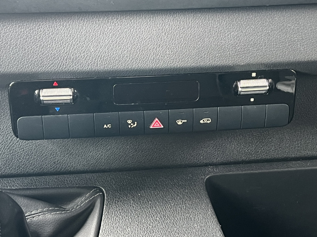 Furgón Mercedes-Benz Sprinter 315 CDI Klima Tempomat 3-Sitze 77.000km: foto 15 Furgón Mercedes-Benz Sprinter 315 CDI Klima Tempomat 3-Sitze 77.000km: foto 15