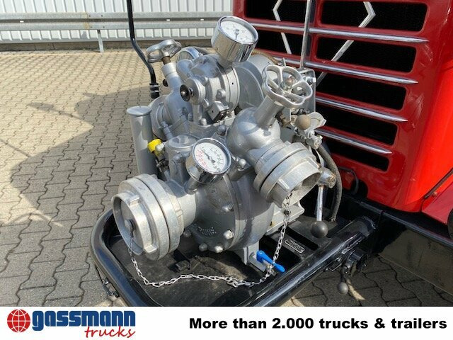 BORGWARD B522-A0 4x4 Löschgruppenfahrzeug LF - Camión de bomberos: foto 2 BORGWARD B522-A0 4x4 Löschgruppenfahrzeug LF - Camión de bomberos: foto 2