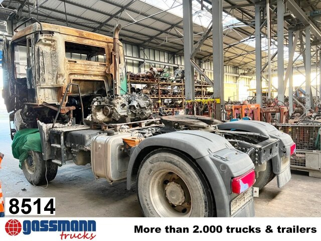 MAN TGS18.480 4x4 BLS, HINTERACHSE, BRANDSCHADEN - Cabeza tractora: foto 1 MAN TGS18.480 4x4 BLS, HINTERACHSE, BRANDSCHADEN - Cabeza tractora: foto 1