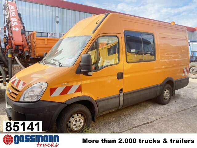 Iveco Daily 35S12 2,3 HPI 4x2, 8 Sitzplätze - Autocar: foto 1 Iveco Daily 35S12 2,3 HPI 4x2, 8 Sitzplätze - Autocar: foto 1