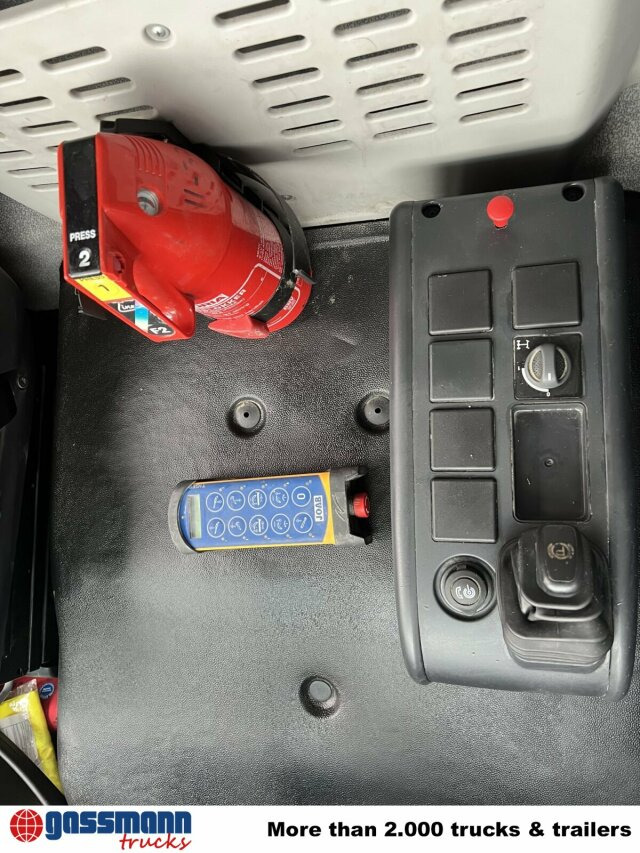 Iveco EuroCargo ML190EL32 4x2 - Camión volquete: foto 5 Iveco EuroCargo ML190EL32 4x2 - Camión volquete: foto 5