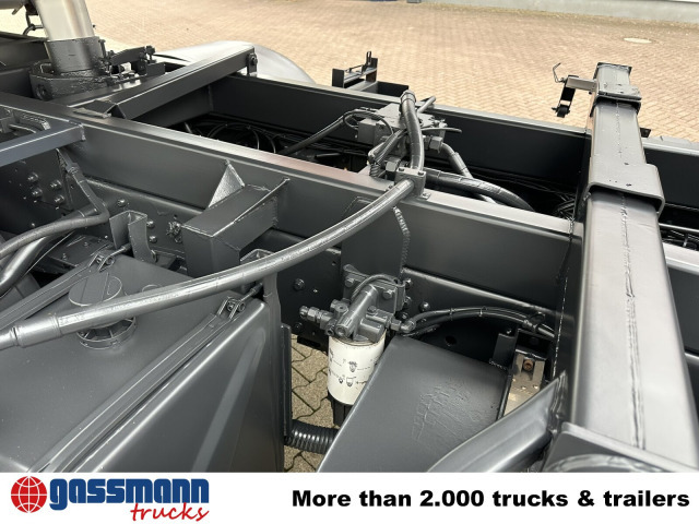 Iveco Trakker AD190T36W 4x4, EEV, Kran Hiab 111BS-2 - Camión volquete, Camión grúa: foto 2 Iveco Trakker AD190T36W 4x4, EEV, Kran Hiab 111BS-2 - Camión volquete, Camión grúa: foto 2