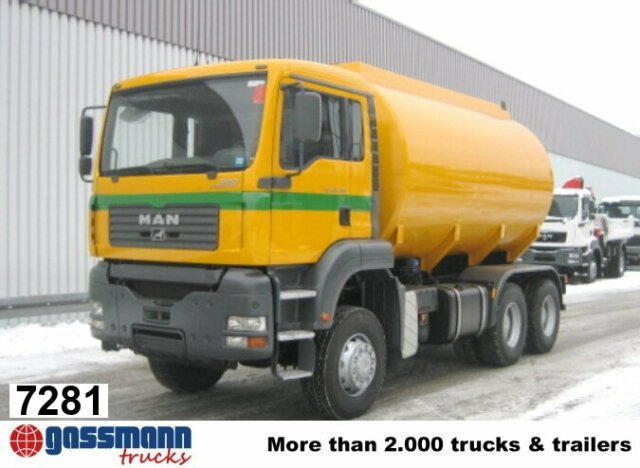 MAN TGA 26.430 6x6 - Camión cisterna: foto 1 MAN TGA 26.430 6x6 - Camión cisterna: foto 1