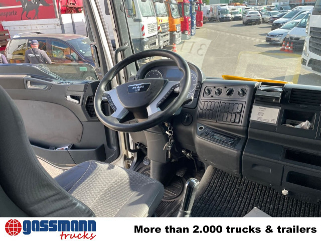 MAN TGM 18.330 4X2 LL, Fahrschulausstattung - Camión portacontenedore/ Intercambiable: foto 2 MAN TGM 18.330 4X2 LL, Fahrschulausstattung - Camión portacontenedore/ Intercambiable: foto 2