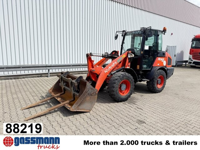 Kubota R065 4x4, Palettengabel, ca. 1.733 Betr.-Std. - Maquinaria de construcción: foto 1 Kubota R065 4x4, Palettengabel, ca. 1.733 Betr.-Std. - Maquinaria de construcción: foto 1