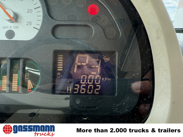 MF 8690 Dyna-VT - Maquinaria de construcción: foto 5 MF 8690 Dyna-VT - Maquinaria de construcción: foto 5