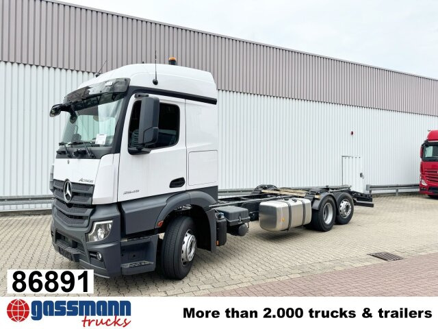 Mercedes-Benz Actros 2545 L 6x2, Lenk-/Liftachse, StreamSpace, - Camión chasis: foto 1 Mercedes-Benz Actros 2545 L 6x2, Lenk-/Liftachse, StreamSpace, - Camión chasis: foto 1