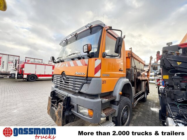 Mercedes-Benz Atego 1828 4x4, Tele-Absetzer, - Camión portacontenedor de cadenas: foto 3 Mercedes-Benz Atego 1828 4x4, Tele-Absetzer, - Camión portacontenedor de cadenas: foto 3
