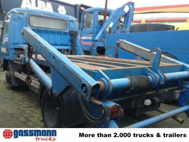 Mitsubishi Canter 4x2, ERSATZTEILTRÄGER - Camión portacontenedor de cadenas: foto 5 Mitsubishi Canter 4x2, ERSATZTEILTRÄGER - Camión portacontenedor de cadenas: foto 5