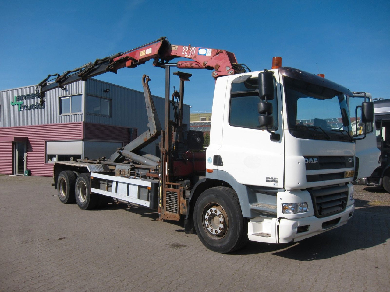 Camión multibasculante, Camión grúa DAF CF 85 480 6x2 HMF 2220 3xhydr Remote Manual E3: foto 8