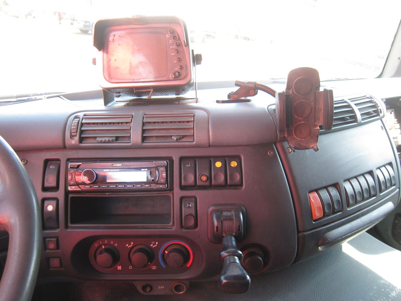 Camión multibasculante, Camión grúa DAF CF 85 480 6x2 HMF 2220 3xhydr Remote Manual E3: foto 13