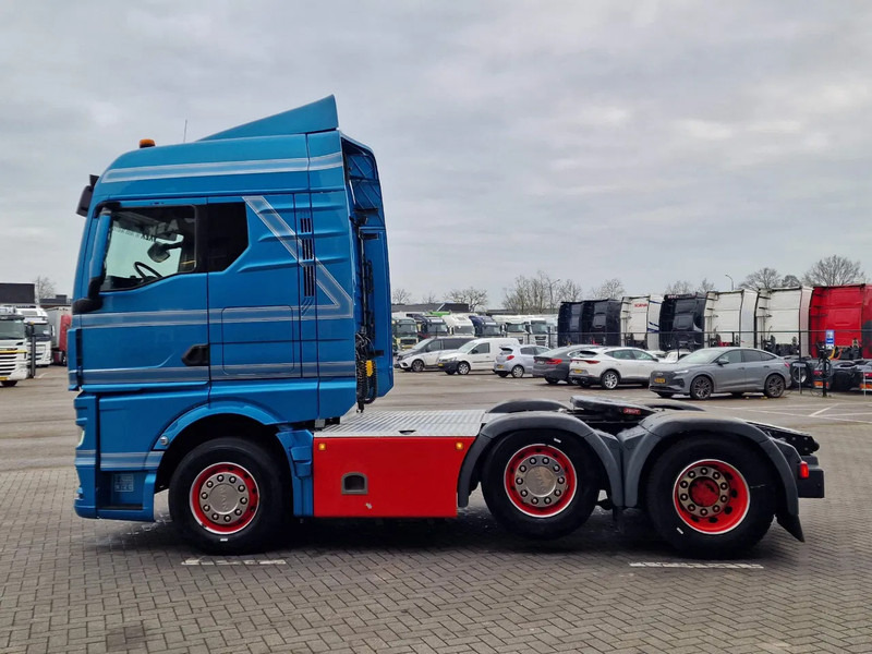 MAN TGX 26.510 6x2 XLX - Full spoiler - Led - Navi - Sliding 5th wheel - Cabeza tractora: foto 4 MAN TGX 26.510 6x2 XLX - Full spoiler - Led - Navi - Sliding 5th wheel - Cabeza tractora: foto 4