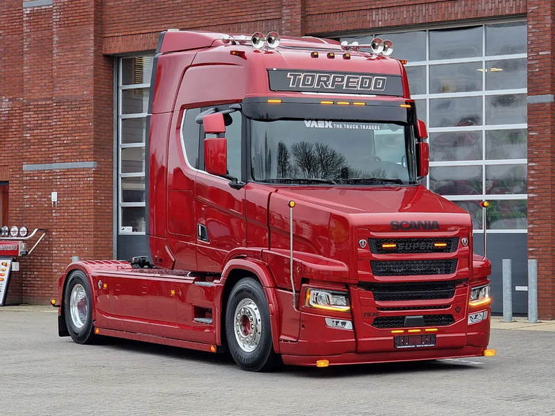 Scania 530ST V8 NGS Tuft R Torpedo - New - Full spec - BUFFL In- and Exterior - Show truck - Cabeza tractora: foto 2 Scania 530ST V8 NGS Tuft R Torpedo - New - Full spec - BUFFL In- and Exterior - Show truck - Cabeza tractora: foto 2