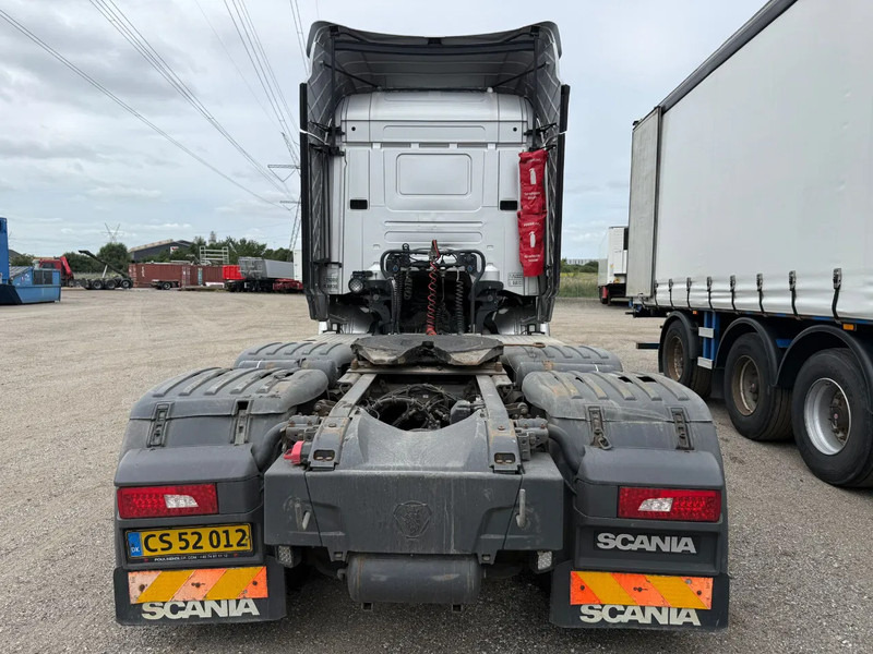 Scania R450 Highline 6x2/4 - Euro 6 - Opti Cruise - Navi - Cabeza tractora: foto 5 Scania R450 Highline 6x2/4 - Euro 6 - Opti Cruise - Navi - Cabeza tractora: foto 5