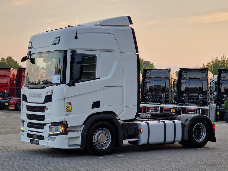 Scania R450 NGS Highline 4x2 - Retarder - Full air - Led - Navi - 2x tank - Cabeza tractora: foto 3 Scania R450 NGS Highline 4x2 - Retarder - Full air - Led - Navi - 2x tank - Cabeza tractora: foto 3