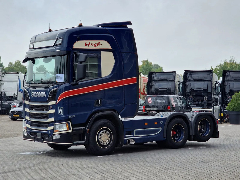 Scania R520 V8 NGS Highline 6x2 - PTO/Hydraulic - Full air - 2.95 WB - Navi - Fridge - Sliding 5th wheel - Cabeza tractora: foto 3 Scania R520 V8 NGS Highline 6x2 - PTO/Hydraulic - Full air - 2.95 WB - Navi - Fridge - Sliding 5th wheel - Cabeza tractora: foto 3