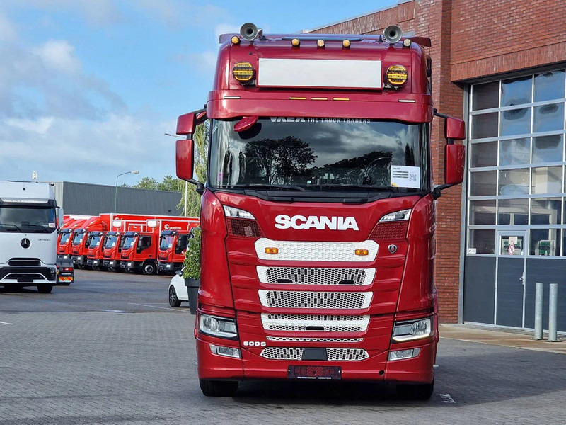 Scania S500 NGS Highline 4x2 - Retarder - Night clima - Full air - Custom interior - Full spoiler - 2 tank - Cabeza tractora: foto 2 Scania S500 NGS Highline 4x2 - Retarder - Night clima - Full air - Custom interior - Full spoiler - 2 tank - Cabeza tractora: foto 2