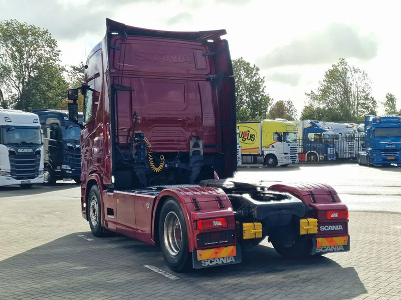 Scania S500 NGS Highline 4x2 - Retarder - Night clima - Full air - Custom interior - Full spoiler - 2 tank - Cabeza tractora: foto 5 Scania S500 NGS Highline 4x2 - Retarder - Night clima - Full air - Custom interior - Full spoiler - 2 tank - Cabeza tractora: foto 5