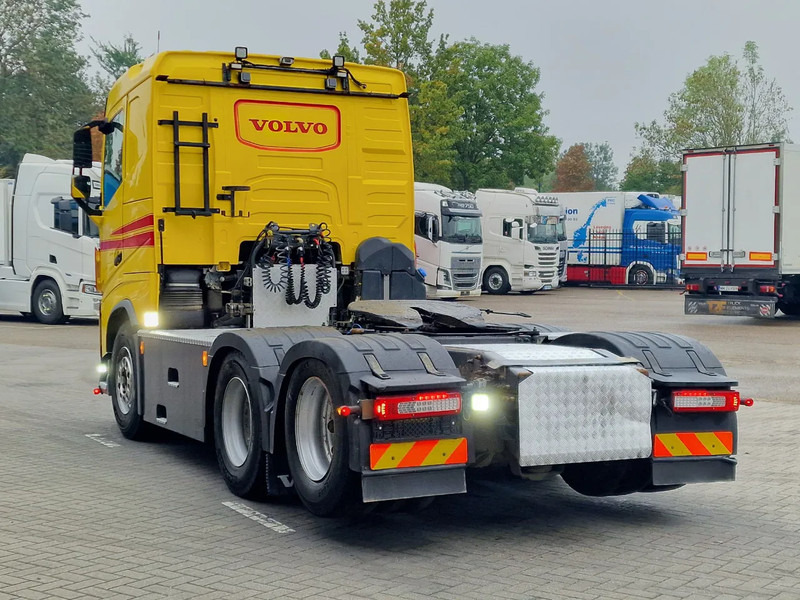 Volvo FH 13.500 6x4 - Lift axle - PTO/Hydraulic - Full air - Navi - - Cabeza tractora: foto 5 Volvo FH 13.500 6x4 - Lift axle - PTO/Hydraulic - Full air - Navi - - Cabeza tractora: foto 5