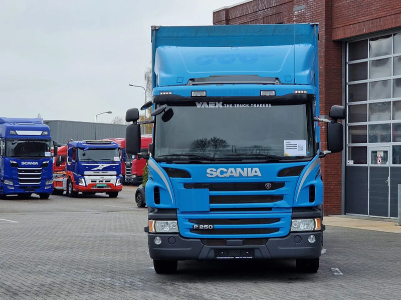 Scania P250 4x2 - Loadlift - Side boards - Full air - Euro 6 - Camión lona: foto 2 Scania P250 4x2 - Loadlift - Side boards - Full air - Euro 6 - Camión lona: foto 2