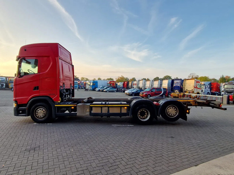Scania S500 NGS Highline 6x2 - BDF - Full air - Navi - Retarder - Camión portacontenedore/ Intercambiable: foto 4 Scania S500 NGS Highline 6x2 - BDF - Full air - Navi - Retarder - Camión portacontenedore/ Intercambiable: foto 4