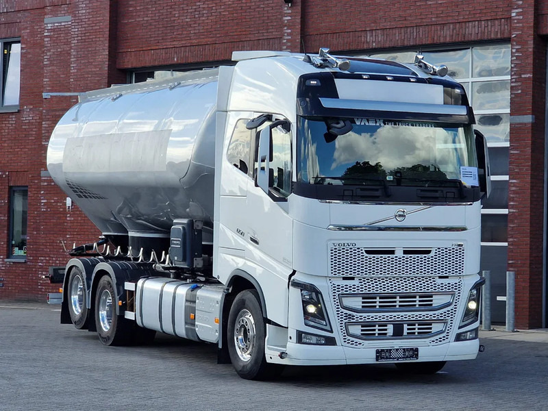 Volvo FH 16.650 6x2 Globetrotter - 28M3 Bulk - Denver Gardner SK18 Compressor - Retarder - Full air - 4.90 WB - Camión cisterna: foto 1 Volvo FH 16.650 6x2 Globetrotter - 28M3 Bulk - Denver Gardner SK18 Compressor - Retarder - Full air - 4.90 WB - Camión cisterna: foto 1