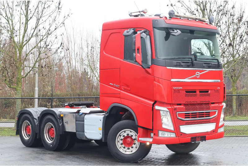 Volvo FH 540 | 6X4 | TANDEMLIFT | BIG AXLES | RETARDER | EURO 6 - Cabeza tractora: foto 3 Volvo FH 540 | 6X4 | TANDEMLIFT | BIG AXLES | RETARDER | EURO 6 - Cabeza tractora: foto 3