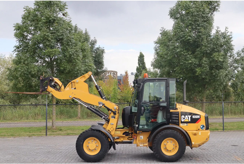 Caterpillar 906M | BUCKET | FORKS | QUICK COUPLER | HIGHFLOW | 35 KM/H - Cargadora de ruedas: foto 4 Caterpillar 906M | BUCKET | FORKS | QUICK COUPLER | HIGHFLOW | 35 KM/H - Cargadora de ruedas: foto 4
