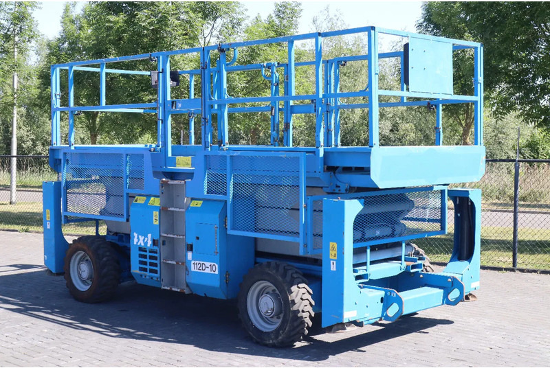 Genie GS-3384 RT | 12 METER | 1.134 KG - Plataforma de tijeras: foto 2 Genie GS-3384 RT | 12 METER | 1.134 KG - Plataforma de tijeras: foto 2