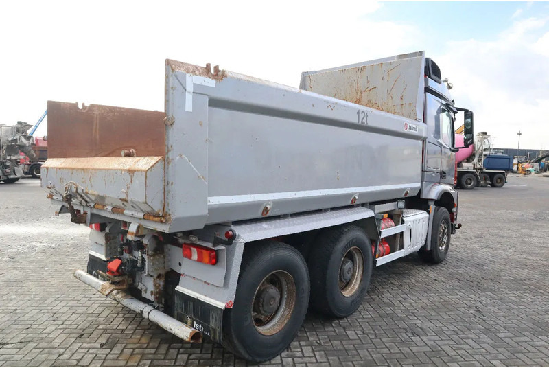 Mercedes-Benz Arocs 2658 2858 | 6X4 EURO 6 BIG AXLES | RETARDER | ENGINE PROBLEM - Camión volquete: foto 5 Mercedes-Benz Arocs 2658 2858 | 6X4 EURO 6 BIG AXLES | RETARDER | ENGINE PROBLEM - Camión volquete: foto 5