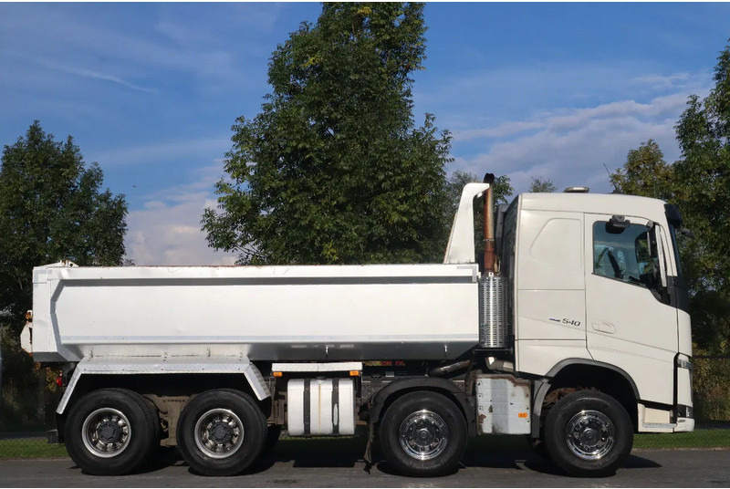 Volvo FH 540 | 8X4 | BIG AXLES | RETARDER | EURO 6 - Camión volquete: foto 3 Volvo FH 540 | 8X4 | BIG AXLES | RETARDER | EURO 6 - Camión volquete: foto 3