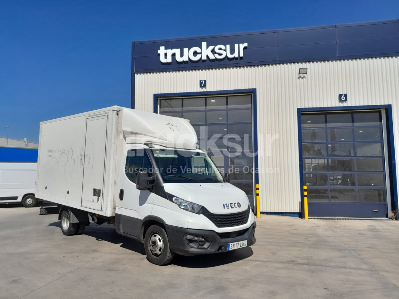 IVECO 35C16 GV - Furgoneta caja cerrada: foto 1 IVECO 35C16 GV - Furgoneta caja cerrada: foto 1