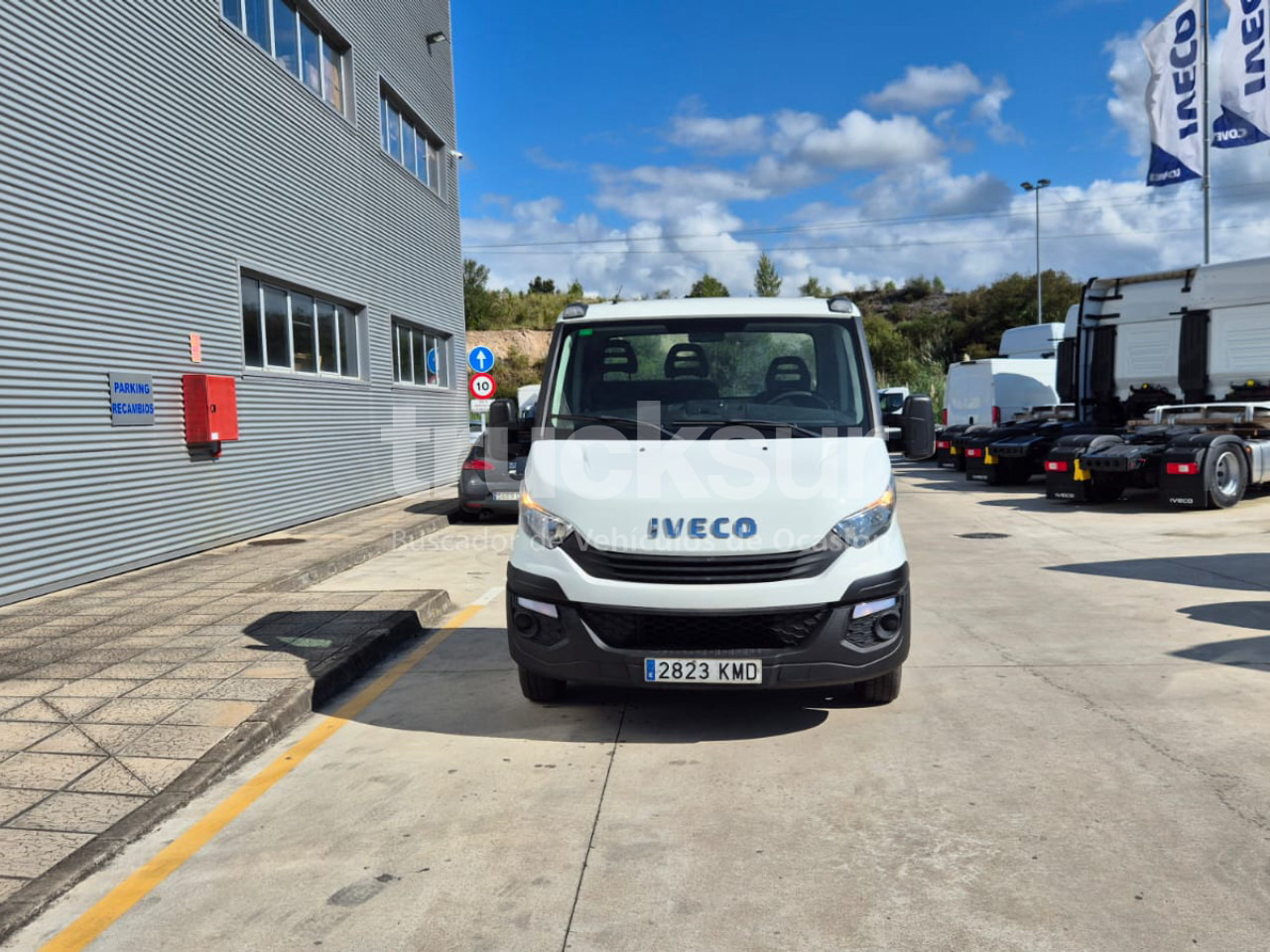 IVECO DAILY 35C15 - Camión chasis: foto 3 IVECO DAILY 35C15 - Camión chasis: foto 3
